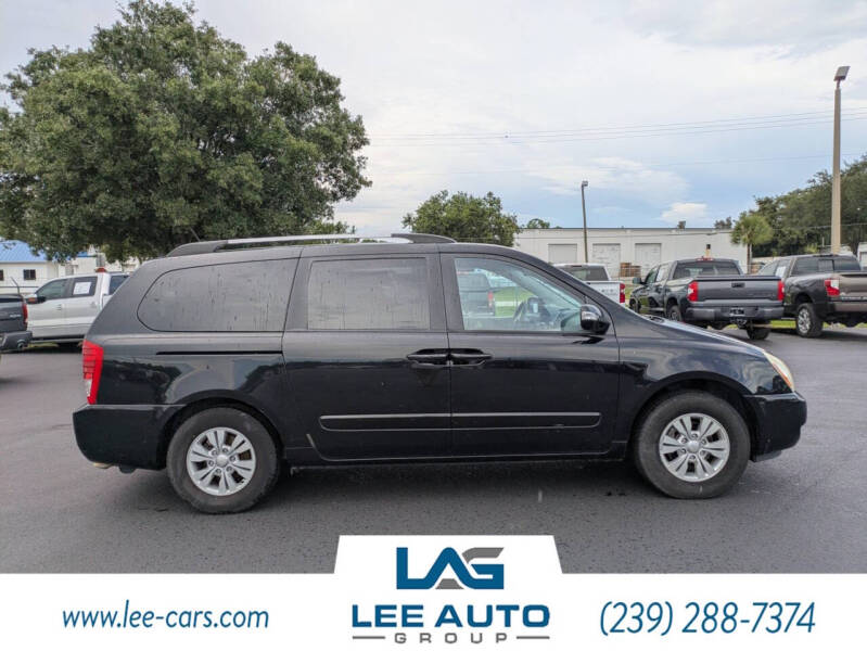 2012 Kia Sedona LX