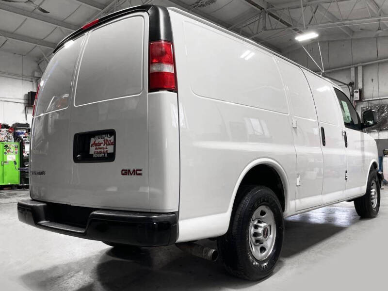 2017 GMC Savana 3500