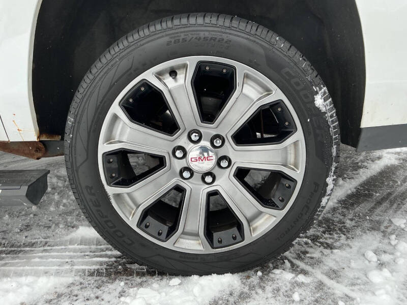 2017 GMC Yukon XL Denali