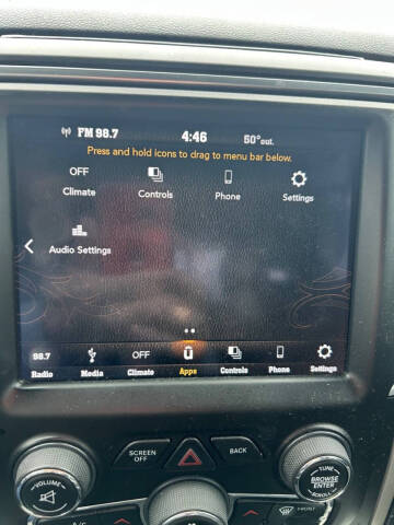 2019 RAM 1500 Classic SLT