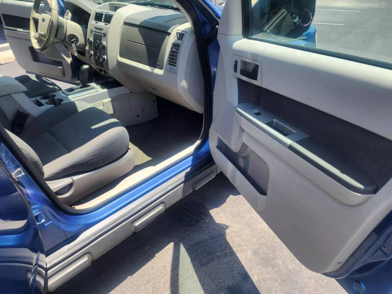 2009 Ford Escape XLT