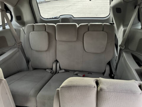 2012 Chrysler Town and Country Touring