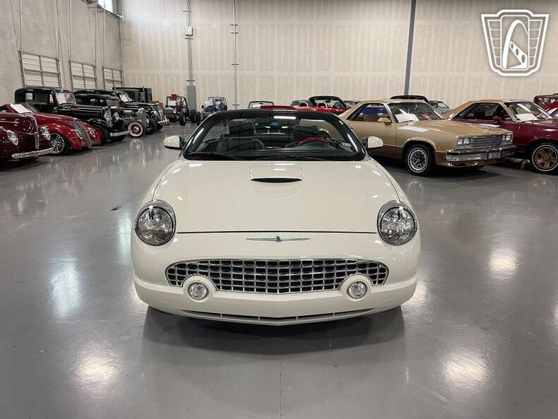 2003 Ford Thunderbird