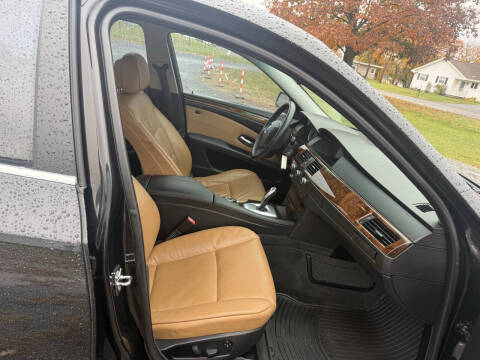 2009 BMW 5 Series 528i xDrive