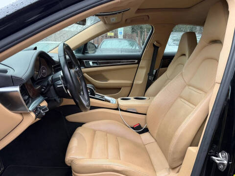 2018 Porsche Panamera 4S