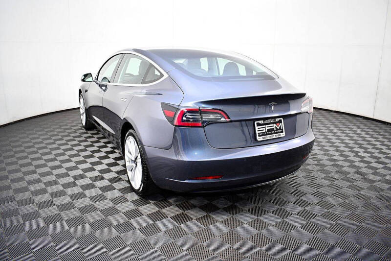 2019 Tesla Model 3 Standard Range Plus