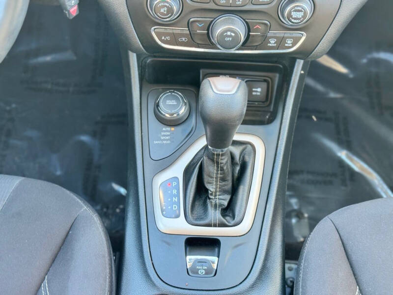 2017 Jeep Cherokee Latitude