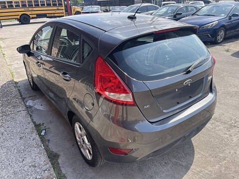 2015 Ford Fiesta SE