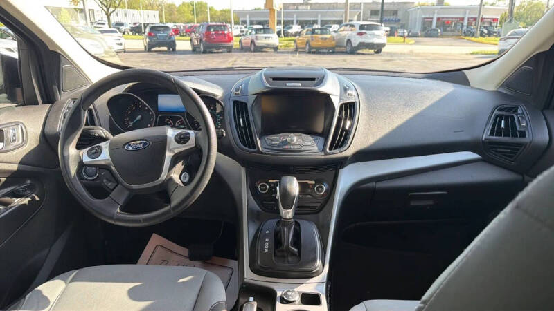 2015 Ford Escape SE