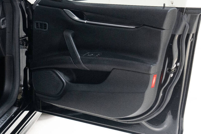 2017 Maserati Ghibli