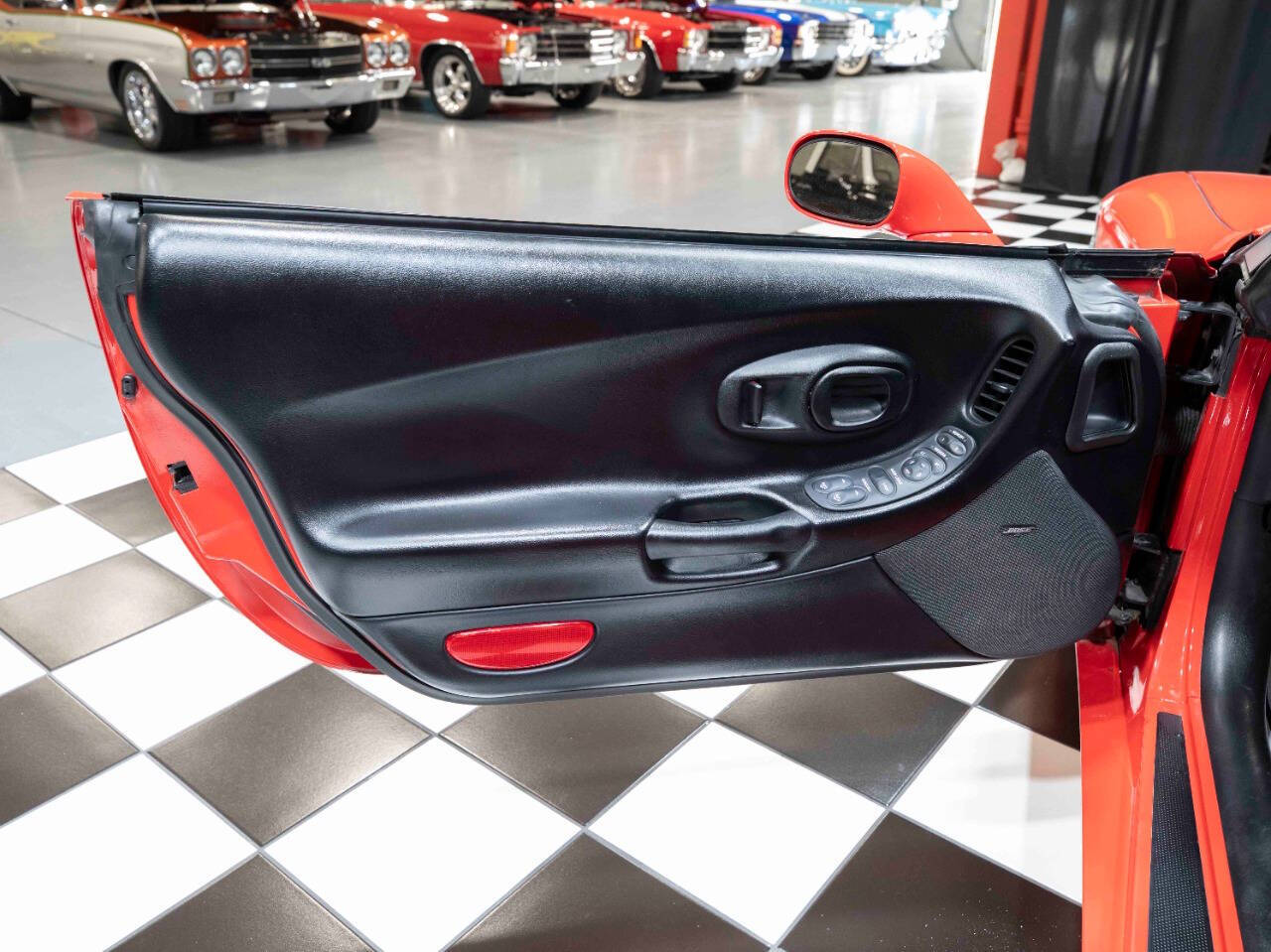 2004 Chevrolet Corvette 38