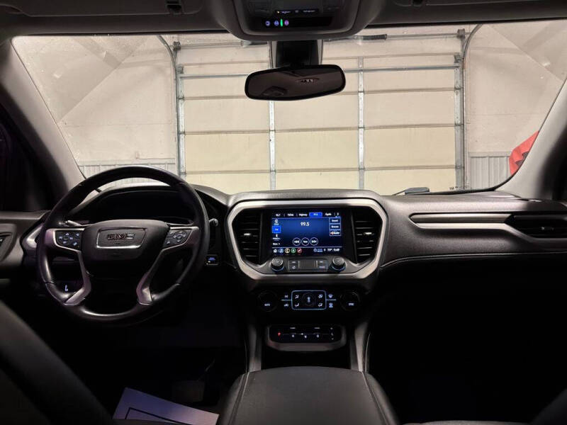 2021 GMC Acadia SLT