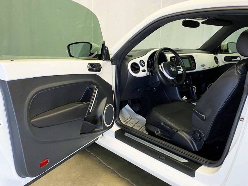 2013 Volkswagen Beetle