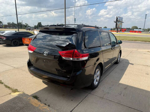 2014 Toyota Sienna