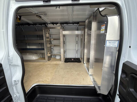 2025 Chevrolet Express 2500