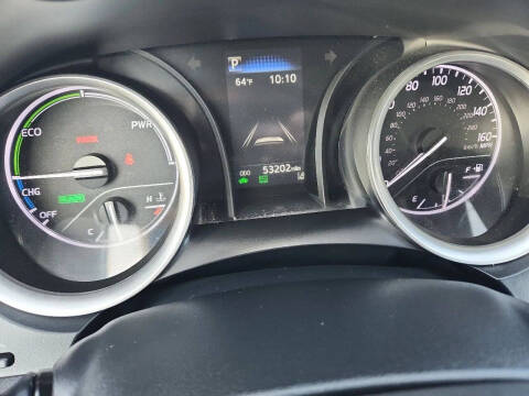 2021 Toyota Camry Hybrid LE