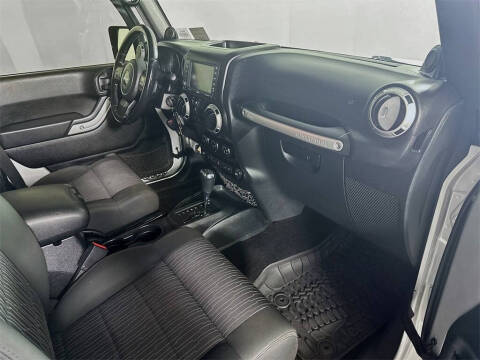 2011 Jeep Wrangler Unlimited Sahara