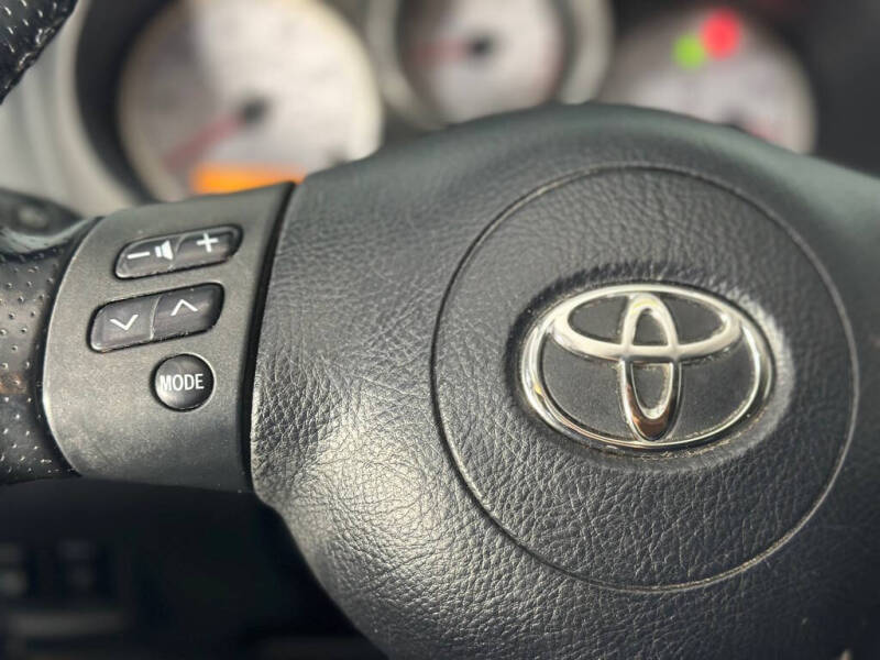 2004 Toyota RAV4