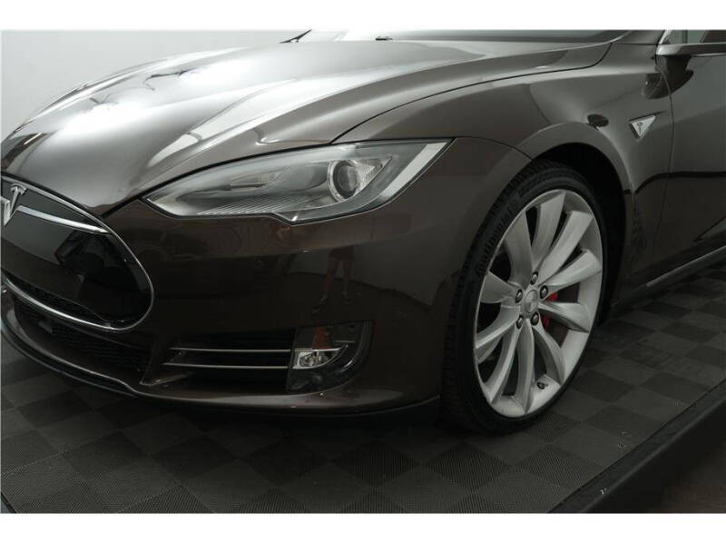2014 Tesla Model S P85D