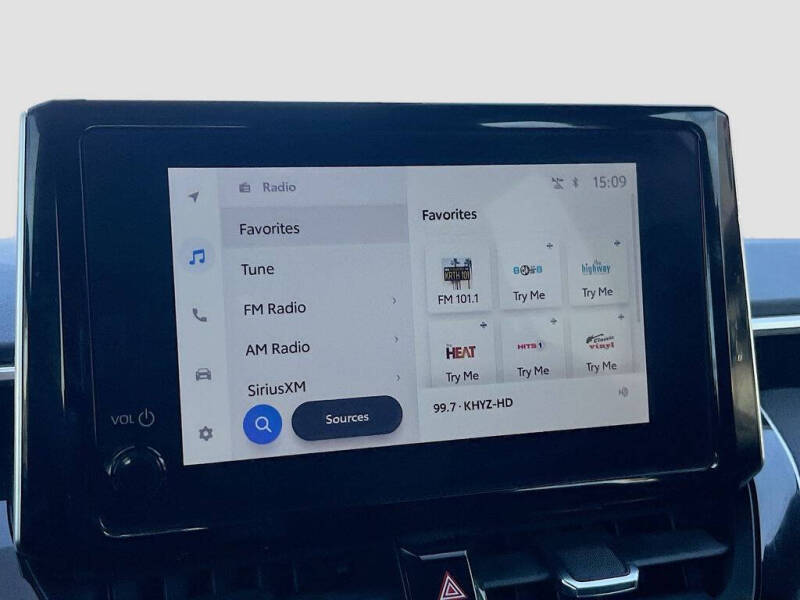 2025 Toyota Corolla Hatchback SE