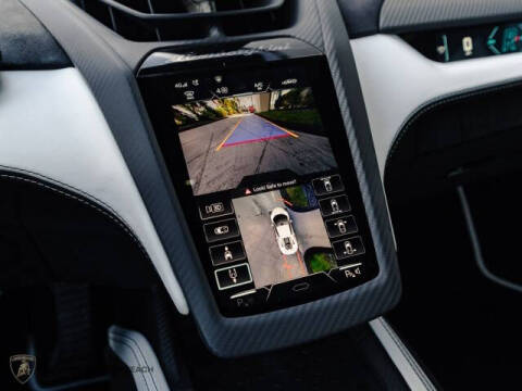 2024 Lamborghini Revuelto