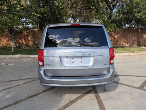 2017 Dodge Grand Caravan SE