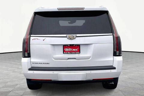 2018 Cadillac Escalade Luxury