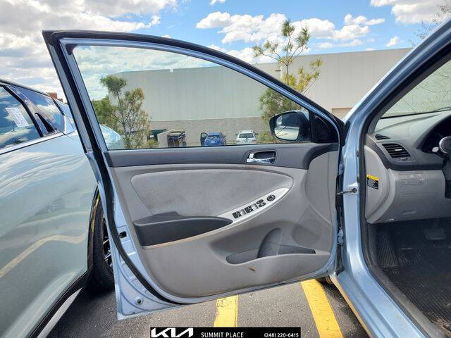 2014 Hyundai Accent SE