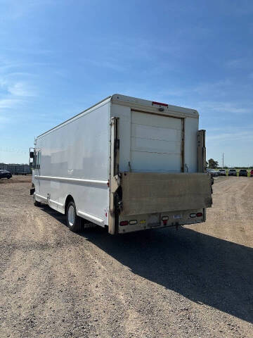 2010 Freightliner MT45 Chassis