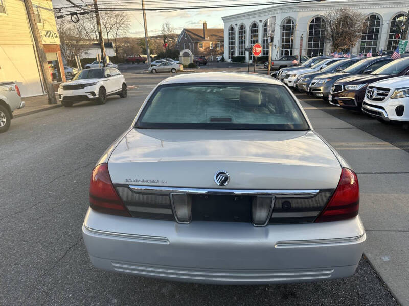 2009 Mercury Grand Marquis LS