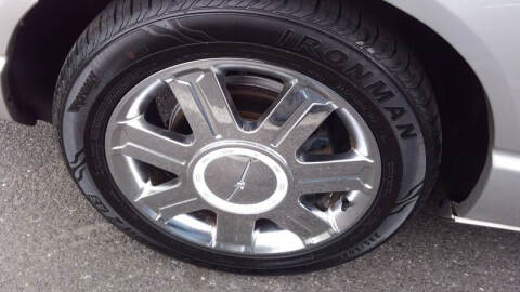 2005 Ford Thunderbird Deluxe