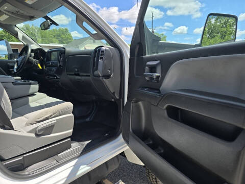 2022 Chevrolet Silverado 5500HD