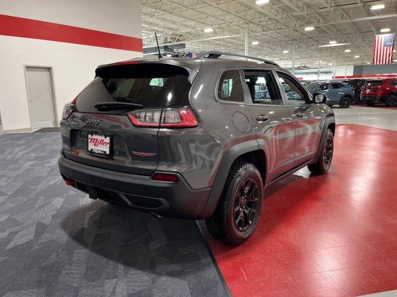 2020 Jeep Cherokee Trailhawk
