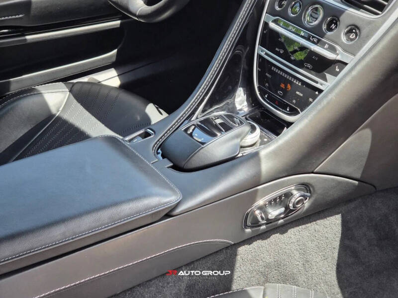 2017 Aston Martin DB11