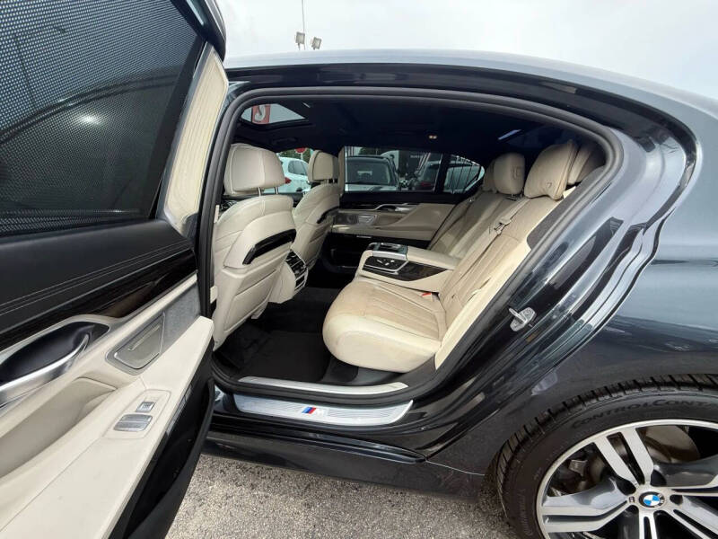 2016 BMW 7 Series 740i