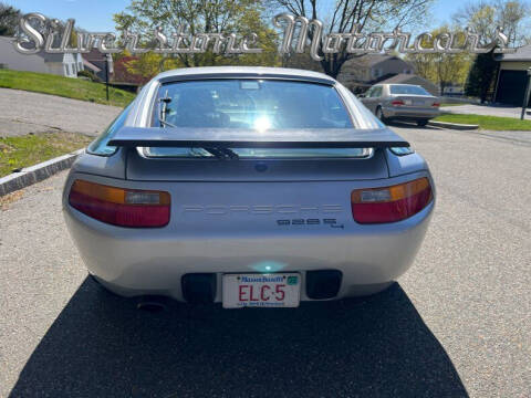 1987 Porsche 928 S4