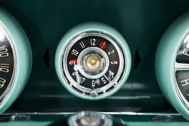 1957 Chrysler New Yorker