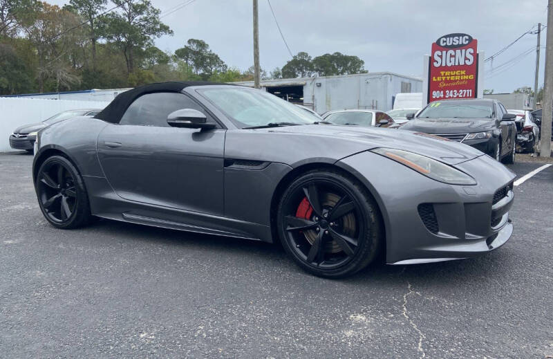 2016 Jaguar F-TYPE R