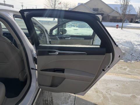 2020 Ford Fusion SEL