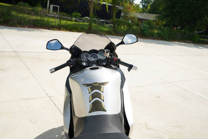 2011 Triumph Sprint GT 1050