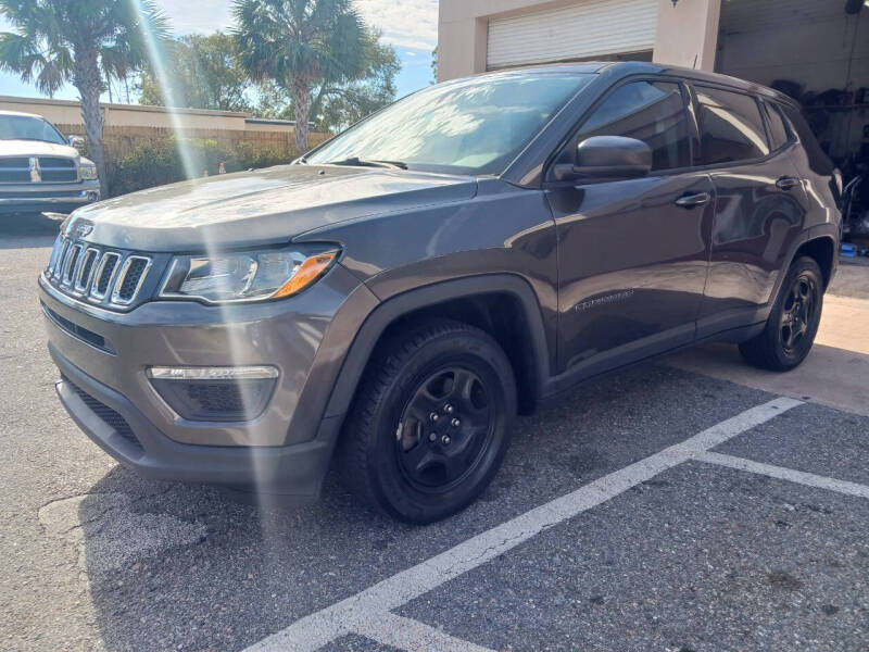 2018 Jeep Compass null photo 4