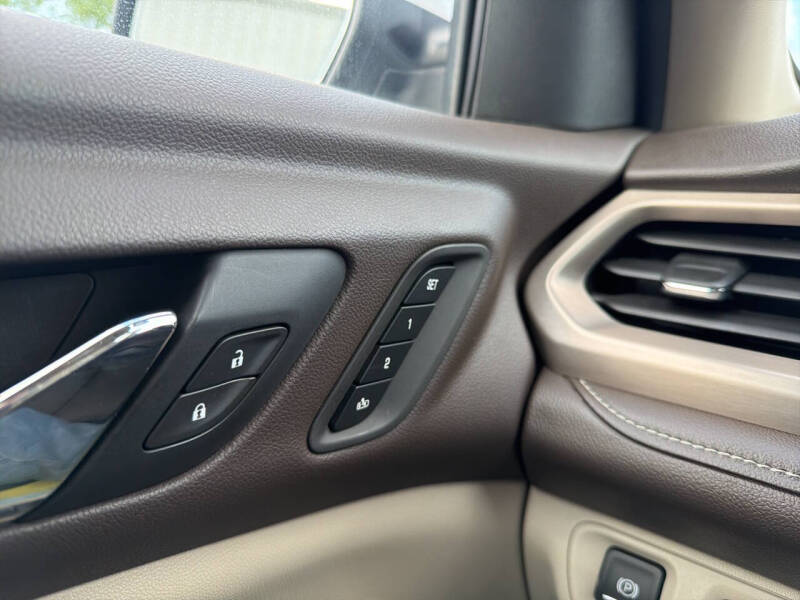 2019 GMC Acadia Denali