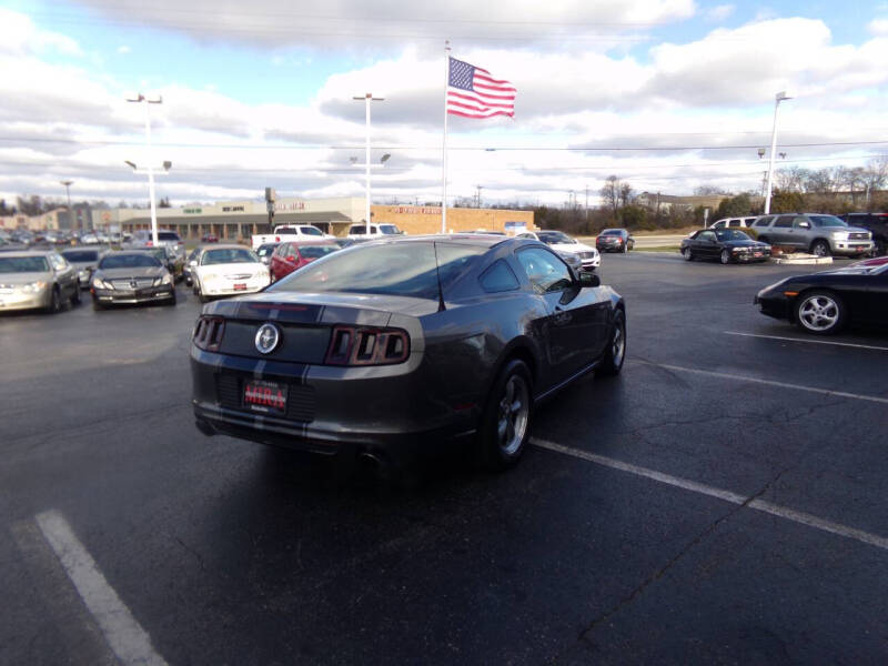 2014 Ford Mustang V6