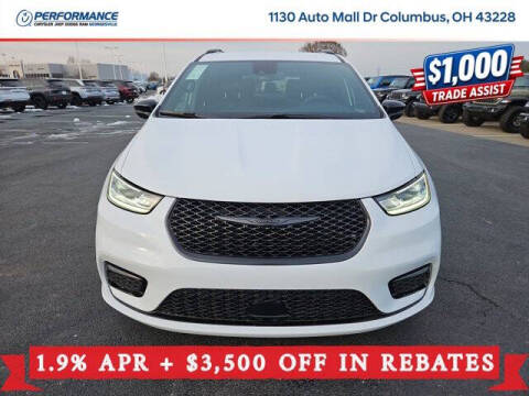 2026 Chrysler Pacifica Select