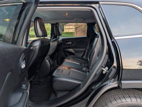 2022 Jeep Cherokee Latitude Lux