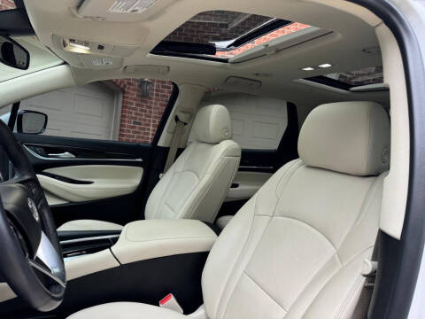 2022 Buick Enclave Essence