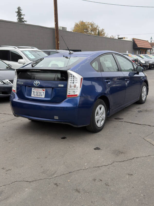 2010 Toyota Prius II