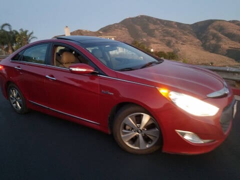 2012 Hyundai Sonata Hybrid for sale at Trini-D Auto Sales Center in San Diego CA