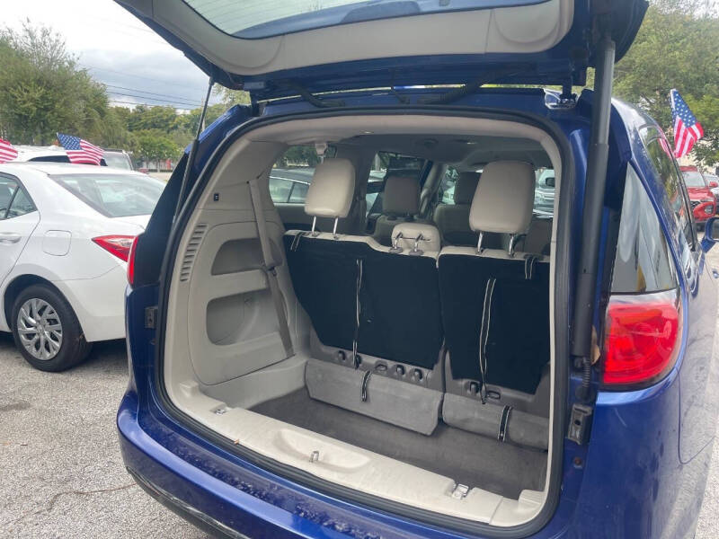 2019 Chrysler Pacifica Touring Plus