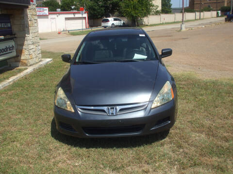 2007 Honda Accord for sale at DFW Auto Group in Euless TX
